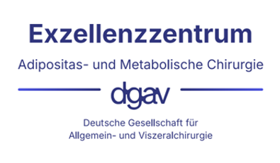 Logo „Exzellenzzentrum Adipositas- und Metabolische Chirurgie“ der Deutschen Gesellschaft für Allgemein- und Viszeralchirurgie (DGAV).